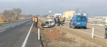 Bursa'ya gelmek için yola çıkan depremzede aile kaza yaptı: 1 ölü 3 yaralı 