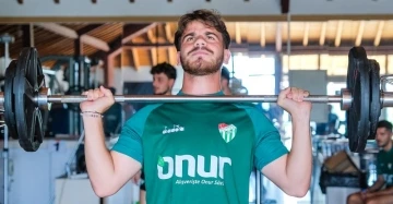 Bursaspor çalışmalara devam ediyor
