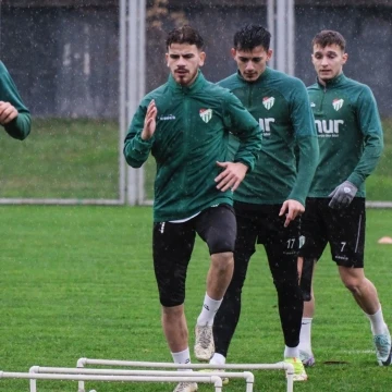 Bursaspor’da devre arası çalışmaları başladı