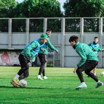 Bursaspor'da Diyarbekirspor maçının hazırlıkları tüm hızıyla devam ediyor