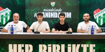 Bursaspor iki oyuncuyla sözleşme yeniledi 