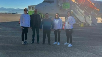 Büyük Kadınlar Türkiye Ferdi Boks Şampiyonasına Elazığ, 4 sporcuyla katıldı
