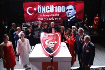 Büyükçekmece’de “Cumhuriyet Balosu” düzenlendi
