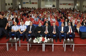 Büyükkılıç, ERÜ’de 15 Temmuz konulu konferans ve törene katıldı
