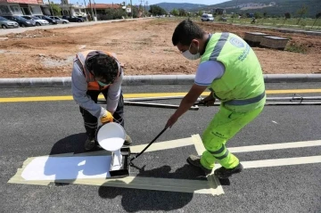 Büyükşehir’den 8 Bin Km yol çizgi çalışması
