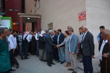 Buz kütlesi altında hayatını kaybeden Aydın ve Koç’un cenazeleri Hakkari’den uğurlandı
