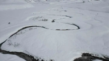 Buz tutan menderesler havanın ısınmasıyla çözülmeye başladı
