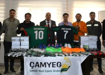 Çameli Belediyesi’nden spor kulüplerine malzeme desteği
