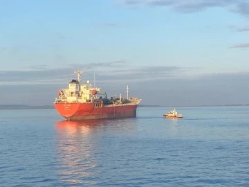 Çanakkale Boğazı’nda tanker makine arızası yaptı
