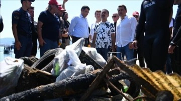 Çanakkale Savaşları ve Gelibolu Tarihi Alanı'nda deniz ve kıyı temizliği yapıldı