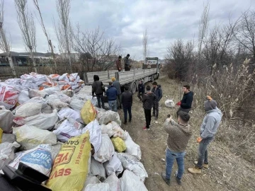 Çankırı’dan depremzedeler için odun desteği