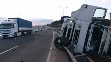 Çekici yoldan çıktı, 1 kişi yarandı
