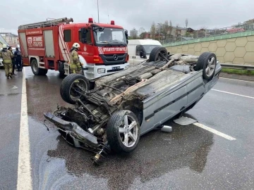 Çekmeköy’de kontrolden çıkan otomobil takla attı: 1 yaralı
