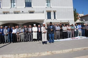 Çermik’te Filistinliler için gıyabi cenaze namazı kılındı
