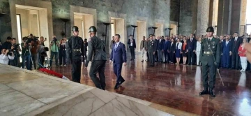 CHP 101’inci yılında Anıtkabir’de