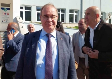 CHP Genel Başkan Yardımcısı Öztrak: &quot;Verilecek karara hepimiz saygılı olmak durumundayız&quot;
