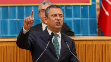 CHP Genel Başkanı Özgür Özel'den bu akşam eylem çağrısı &quot;Saat 21.00'de ışıkları söndürüp açın&quot; 