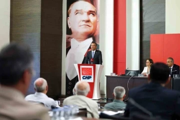 CHP lideri Özel: &quot;Dünyanın en gelişmiş ülkelerinde başarılarının altındaki temel faktör ulusal eğitim programlarının olması&quot;
