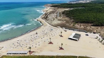 Çiftalan Plajı’na vatandaşlar yoğun ilgi gösteriyor
