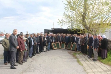 Çiftçilere 20 bin adet biber, 42 bin domates fidesi dağıtıldı
