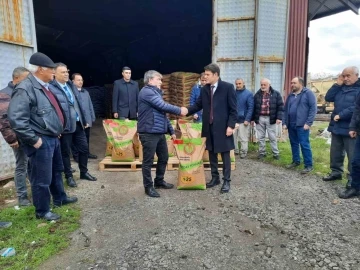 Çiftçilere yüzde elli hibe destekli 26 ton buğday tohumu dağıtıldı
