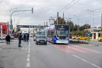 Çiğli ve Karşıyaka tramvay hatlarında aktarmasız ulaşım kolaylığı başlıyor
