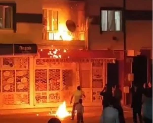 Bursa'da çocuklar çakmakla oynarken evi yakıyordu