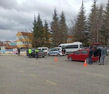 Çorum polisinin şok uygulamaları sürüyor
