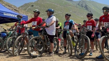 Çukurca ’5. Fotosafari ve Doğa Sporları Festivali’ coşkuyla devam ediyor
