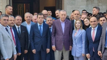 Cumhurbaşkanı Erdoğan bayram namazını Muğla’da kıldı
