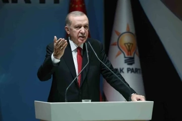 Cumhurbaşkanı Erdoğan: “Gayemiz 5 yıldır hizmetsizlik girdabında boğulan şehirleri gerçek belediyecilik ile tekrar buluşturmaktır”
