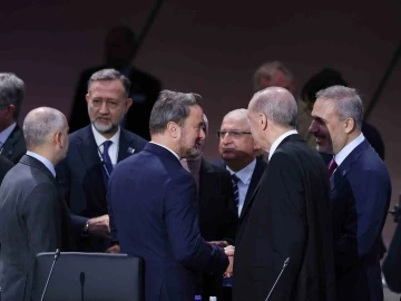 Cumhurbaşkanı Erdoğan, NATO Müttefik ve Ortak Devlet ve Hükümet Başkanları Toplantısı‘na katıldı
