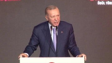 Cumhurbaşkanı Erdoğan: “Ölüm kusanlara karşı 15 Temmuz’da destan yazdık&quot;
