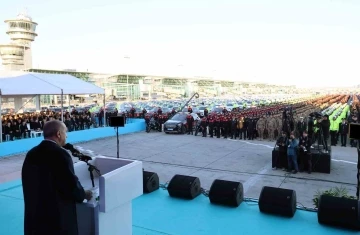 Cumhurbaşkanı Erdoğan: &quot;İstanbul’u yeniden ayağa kaldıracağız&quot;
