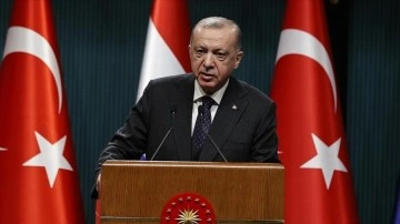 Cumhurbaşkanı Erdoğan'dan sanatçı Özkan Uğur için başsağlığı mesajı