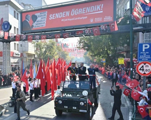 Cumhuriyet Bayramı’nda Bursa’da coşkulu kutlamalar