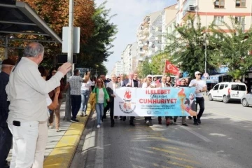 'Cumhuriyet Yürüyüşü' 5’inci günde Seyitgazi’de