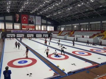 Curlingte 2. lig heyecanı sona erdi