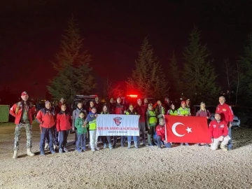 DAK ekibinden 7 kilometrelik gece yürüyüşü
