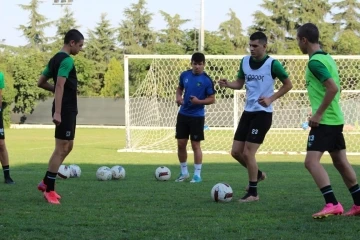 Denizlispor, son hazırlık maçını Uşakspor ile yapacak
