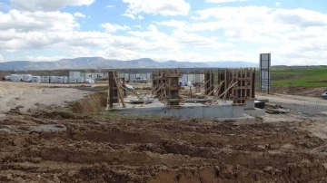 Deprem bölgesi Malatya’da köy evleri yükseliyor
