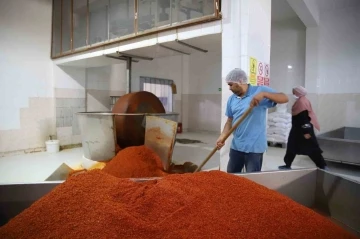 Depremin yıktığı İslahiye’de sanayinin çarkları tekrar dönmeye başladı
