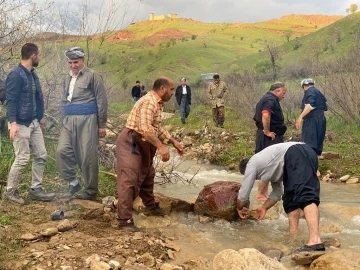 Derecik’te yağış birçok köyü susuz bıraktı
