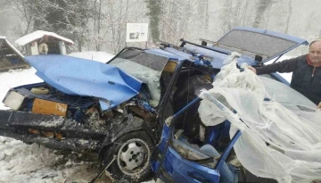 Bursa'da dernek başkanı trafik kazası geçirdi