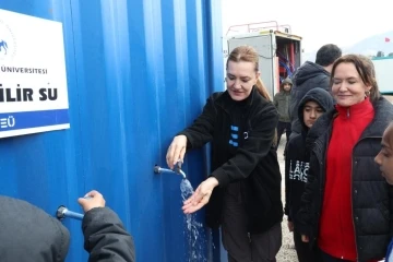 DEÜ, deprem bölgesine iki ayrı su arıtma tesisi kazandırdı
