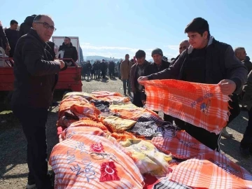 Deveci aksesuarı geçim kaynağı oldu
