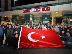  “Ukrayna’da mahsur kalan Ahıska Türkleri  Türkiye'ye getirildi