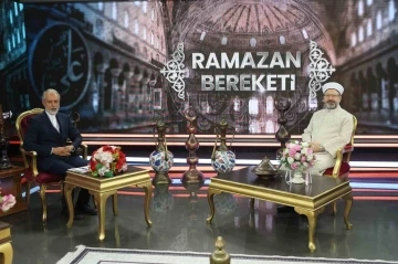 Diyanet İşleri Başkanı Erbaş: “Depremzedeler yuvalarına kavuşuncaya kadar yardımlarımız devam edecek”
