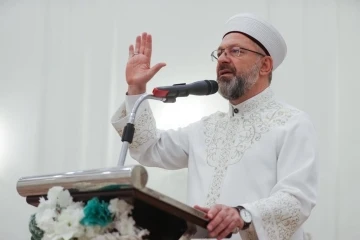 Diyanet İşleri Başkanı Erbaş’tan, İsveç’te Kuran-ı Kerim yakılmasına tepki
