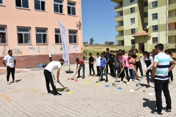 Diyarbakır Büyükşehir Belediyesi 10 bin öğrenciyi sporla buluşturdu
